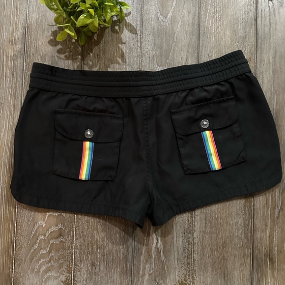 Roxy Shorts - Picture 7 of 9